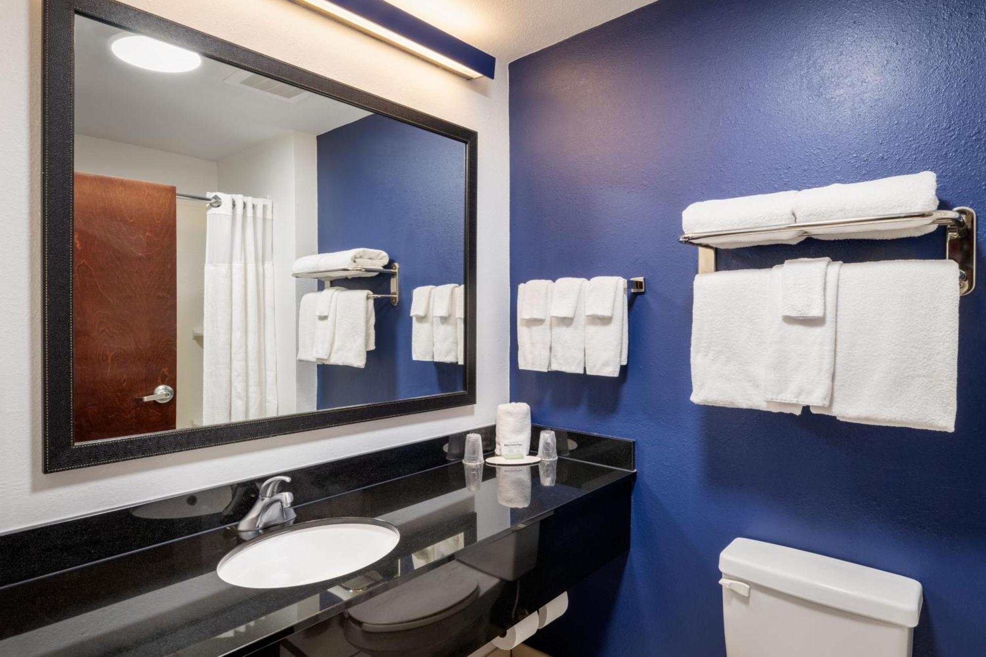 Fairfield & By Marriott Charleston North/ashley Phosphate Hotel North Charleston
