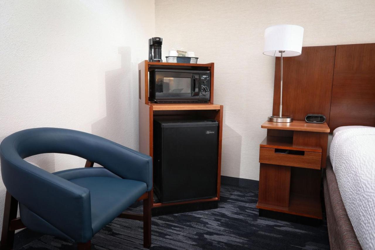 Fairfield & By Marriott Charleston North/ashley Phosphate North Charleston